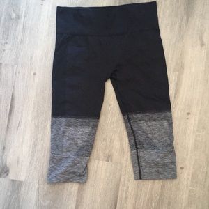 Lululemon capris